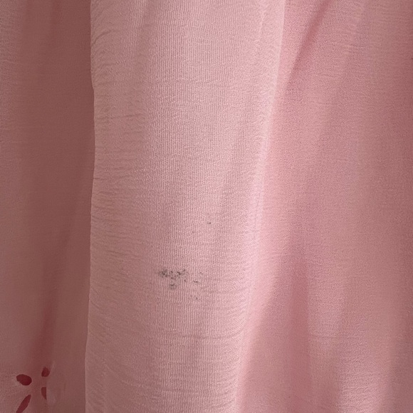 Elegant Pink Pleated Skirt - Picture 3 of 3